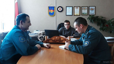 Работники прокуратуры и следственного комитета провели занятия с крупскими спасателями