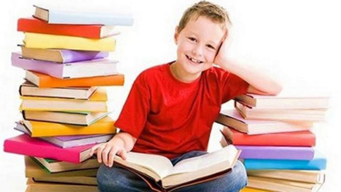 Как профсоюзы помогают семьям собрать детей к школе?