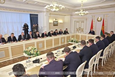 "Образование и наука находятся на особом этапе развития". Лукашенко обозначил одну из важнейших задач для страны