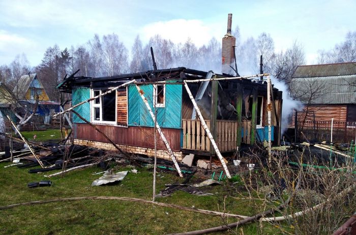В деревне Плавучее Галое сгорел дом