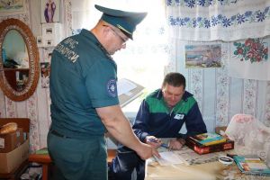 Рейдовая группа Крупского РОЧС посетила домовладения Ухвальского сельсовета