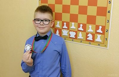 Юный крупчанин Даниил Кулак стал серебряным призером первенства Минской области по шахматам