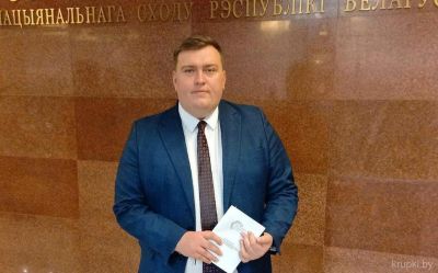 Владимир РОГОВ: &quot;В послании Президента ключевыми словами стали - мир, единство, историческая память&quot;