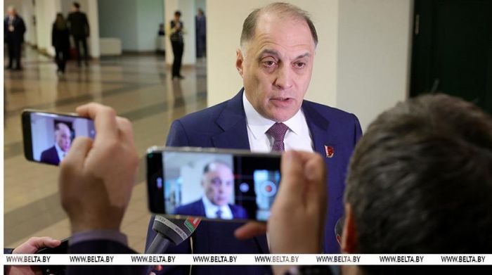 Александр Вольфович рассказал об угрозах наращивания ядерных потенциалов