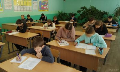 В средней школе № 1 прошел первый этап республиканской олимпиады по учебным предметам