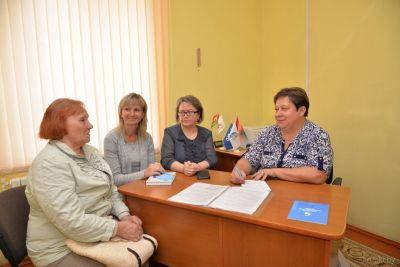 В Крупском районе работает общественная приемная