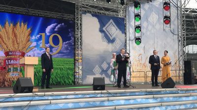 Президент поздравил хлеборобов Минщины с «Дожинками»