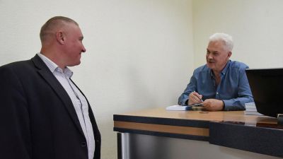 Гостем диалоговой площадки в Крупках стал известный белорусский журналист Андрей Муковозчик