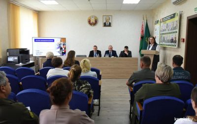 Информационно-пропагандистская группа в Крупском лесхозе: актуальные темы и открытый диалог