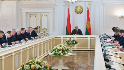 Тема недели: Президент Беларуси провел совещание по парламентской кампании