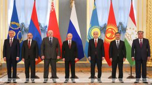 Лукашенко: однополярная система мироустройства безвозвратно уходит в прошлое