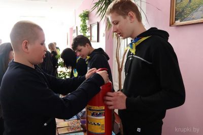 В Замках прошла «Ярмарка безопасности»