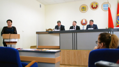 Председатель Крупского райисполкома встретился с молодыми специалистами