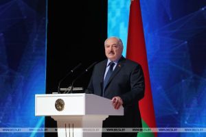 Лукашенко призвал без стеснения усилить пропаганду и контрпропаганду