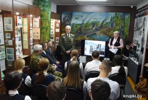 В Крупском музее состоялась встреча ветеранов войны в Афганистане со школьниками