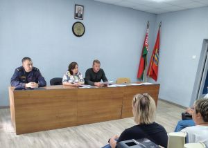 В Крупском ТЦСОН состоялось очередное заседание «Школы социального работника»