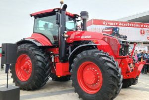 МТЗ представил на «Белагро-2025» — мощный трактор BELARUS