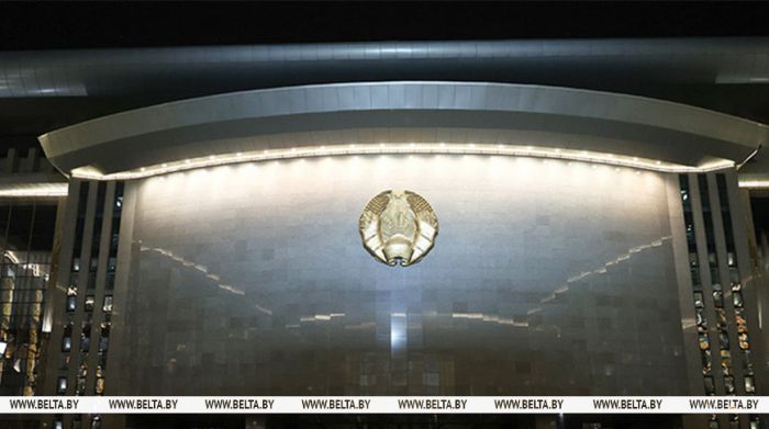 Лукашенко передал подарки Трампу и его супруге Мелании