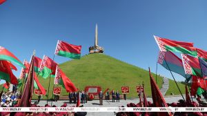 Лукашенко: для большинства белорусов День Независимости означает мир