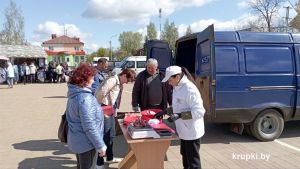 В Крупках проходит ярмарка