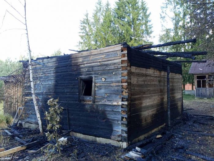 2 сентября в Крупках по ул. Армейской горела баня