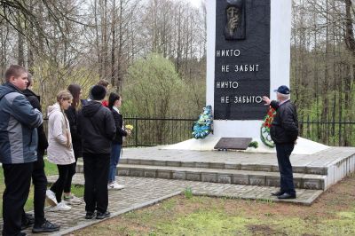 В преддверии дня Победы юные спасатели встретились с Игорем Шалаумовым