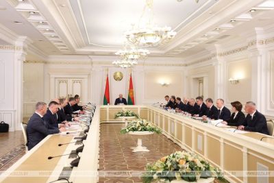 Лукашенко потребовал запретить банкам переводы в пользу иностранных организаторов азартных игр