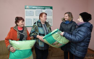 Работнікі прафсаюза аграпрамысловага комплексу павіншавалі жывёлаводаў Крупшчыны