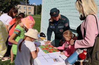 Праздник безопасности провели крупские спасатели в поселке Ленок