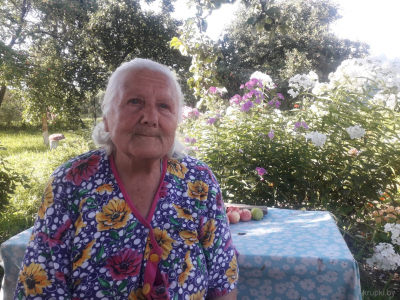 90-гадовы юбілей адзначыла жыхарка вёскі Вялікія Хальнявічы Вольга Антонаўна Кролікава