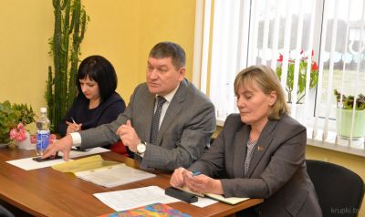 Председатель Крупского райисполкома встретился с жителями деревни Старая Слобода