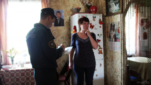 Работники Крупского РОЧС обследовали домовладения в Крупском сельсовете