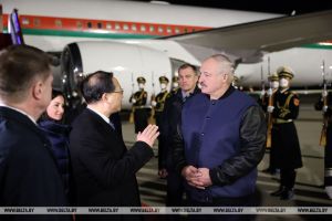 Президент Беларуси Александр Лукашенко прибыл с государственным визитом в Китай