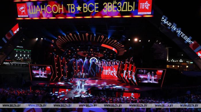 &quot;Вы просто огонь&quot;. Поклонников шансона собрал в Витебске финальный концерт &quot;Славянского базара&quot;