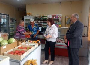 Управляющий делами Крупского райисполкома встретился с населением агрогородка Староселье и деревни Лошанцы
