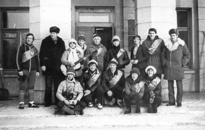 Стварэнне першых камсамольскіх ячэек пераважна было вынікам ініцыятывы з нізоў