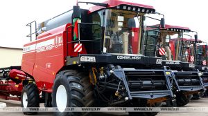 Лукашенко рассказал о новых условиях предоставления современной сельхозтехники