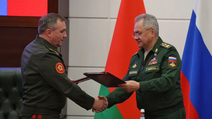 Военные ведомства Беларуси и России подписали план сотрудничества на 2024 год