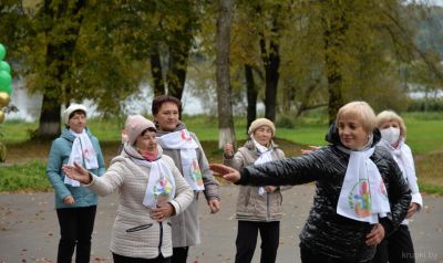 Мероприятие ко Дню пожилых людей прошло в городском парке
