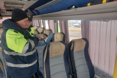 Совместный рейд провели ОГАИ Крупского РОВД и Транспортная инспекция