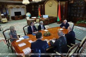 Лукашенко на переговорах с США предложил обсудить войну на Ближнем Востоке и глобальные проблемы