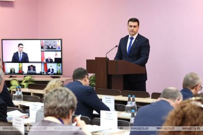 Министр образования Беларуси объявил о решении вопроса с питанием учителей в школах