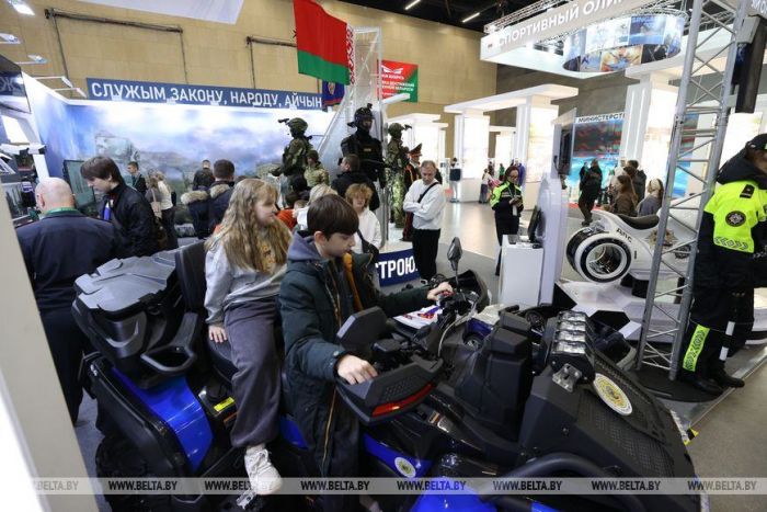 От природных красот до замков и предприятий. Что презентуют регионы для туристов на выставке "Моя Беларусь"