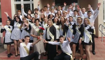 В школах Крупского района прошли последние звонки (фото)