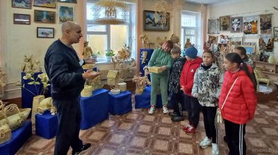В Крупском районном Доме ремесел передают молодому поколению наследие предков