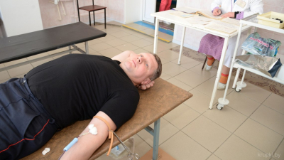 18 сотрудников Крупского РОВД стали безвозмездными донорами