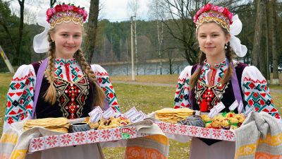 Масленицу провожаем, света солнца ожидаем!