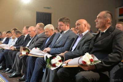 Торжество ко Дню машиностроителя состоялось в районном Центре культуры (фото)