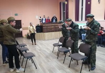 Крупские школьники прошли «курс молодого бойца»
