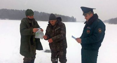 Крупские спасатели организовали рейд по местам рыбного лова в рождественские выходные